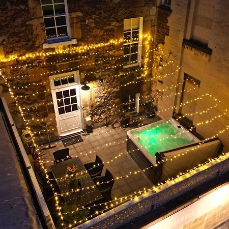 Dream Stays Bath - Trim Street Townhouse With Hot Tub Exterior photo